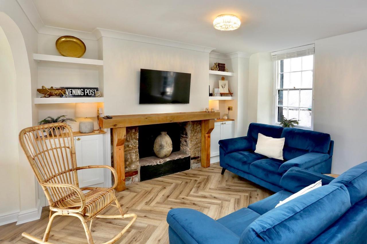 Cwm Seren - Luxury Apartment 크릭호웰 외부 사진